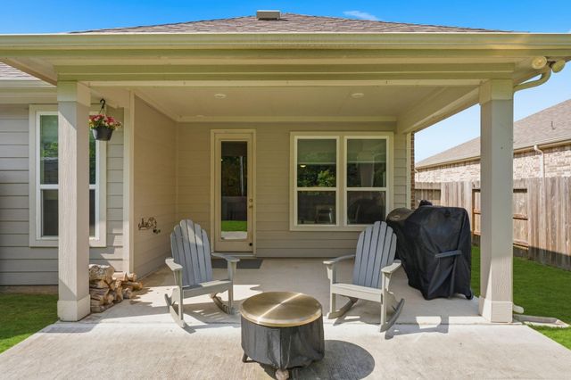 8617 Cimarron Mesa Lane, Magnolia, TX 77354