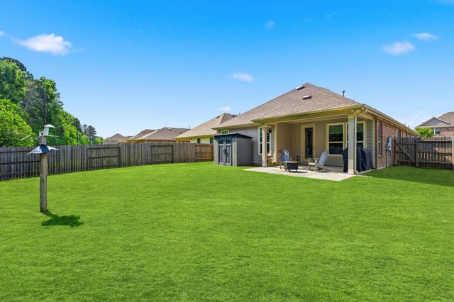 8617 Cimarron Mesa Lane, Magnolia, TX 77354