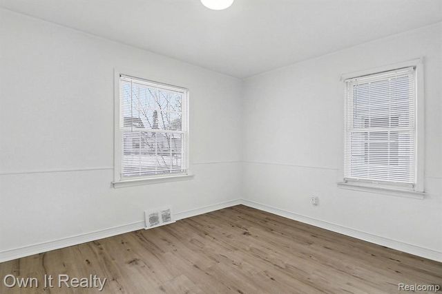 1821 Academy Street, Dearborn, MI 48124