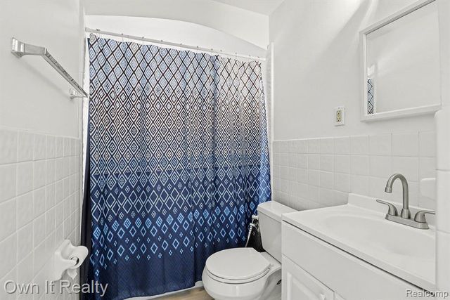 1821 Academy Street, Dearborn, MI 48124