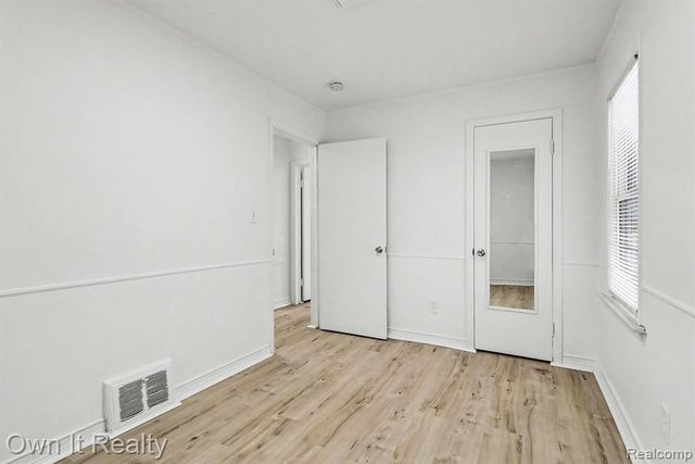 1821 Academy Street, Dearborn, MI 48124