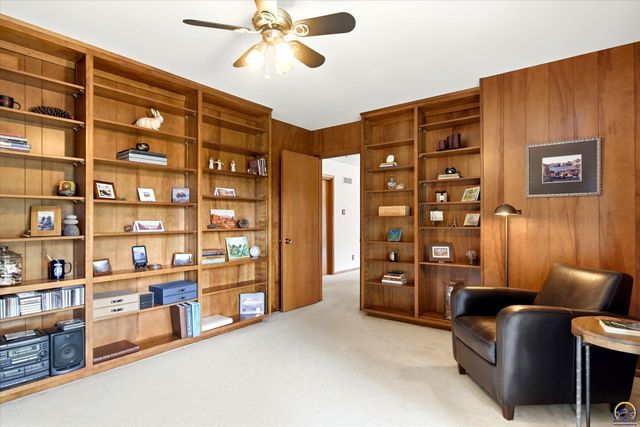 5037 SW West Hills DR, Topeka, KS 66606
