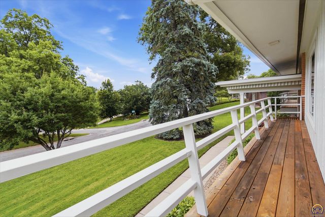 5037 SW West Hills DR, Topeka, KS 66606