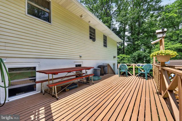 107 LONE PINE RD, Barto, PA 19504