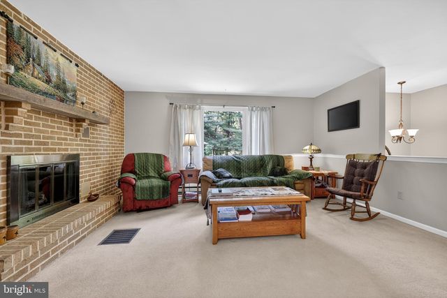 107 LONE PINE RD, Barto, PA 19504