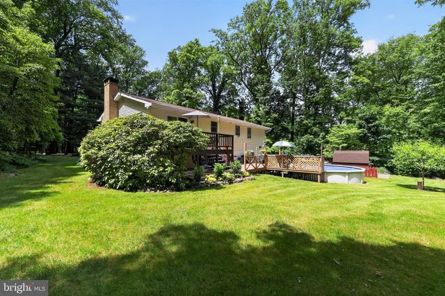 107 LONE PINE RD, Barto, PA 19504