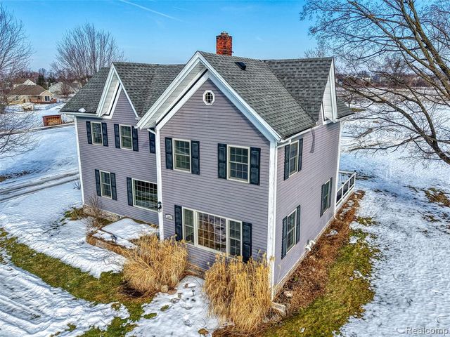 3342 Oak Grove Road, Howell, MI 48855