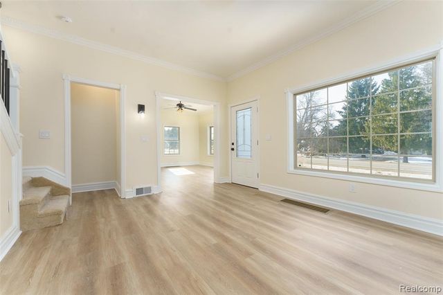 3342 Oak Grove Road, Howell, MI 48855