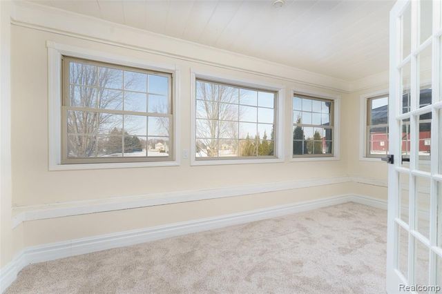 3342 Oak Grove Road, Howell, MI 48855