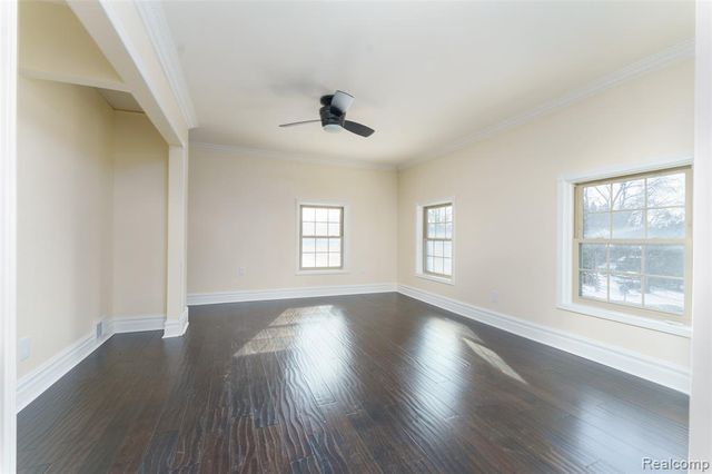 3342 Oak Grove Road, Howell, MI 48855