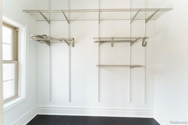 3342 Oak Grove Road, Howell, MI 48855