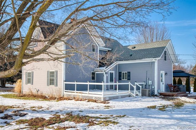 3342 Oak Grove Road, Howell, MI 48855