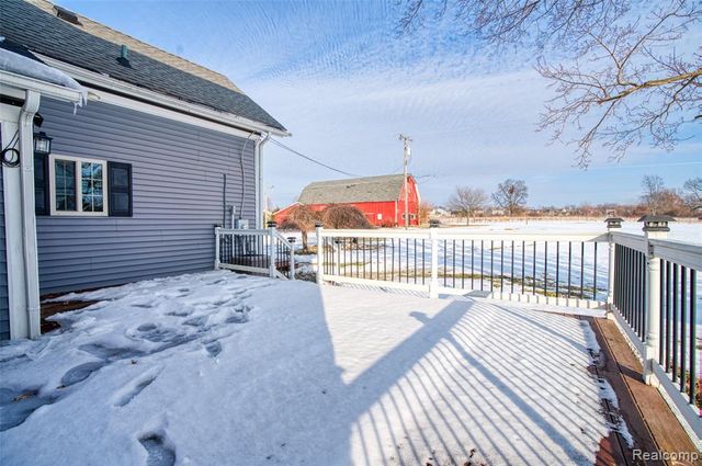 3342 Oak Grove Road, Howell, MI 48855