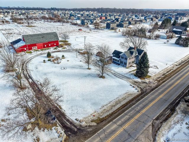 3342 Oak Grove Road, Howell, MI 48855