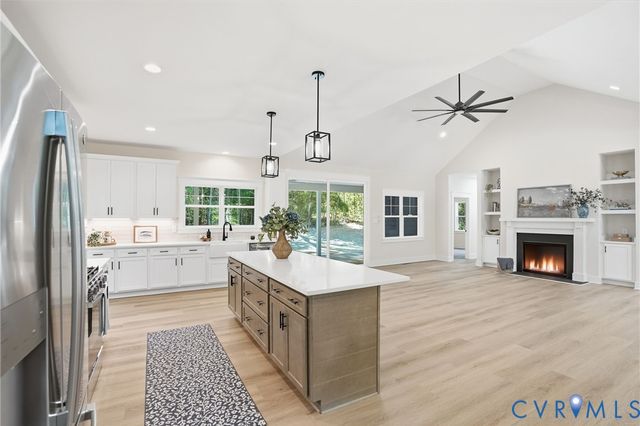 57 Lighthouse Dr, Bumpass, VA 23024