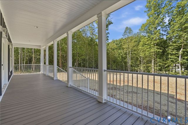 57 Lighthouse Dr, Bumpass, VA 23024