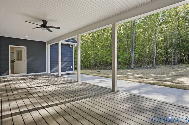 57 Lighthouse Dr, Bumpass, VA 23024