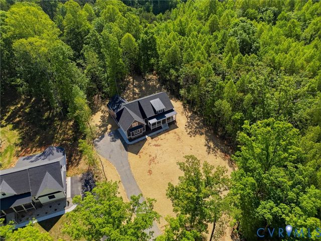 57 Lighthouse Dr, Bumpass, VA 23024