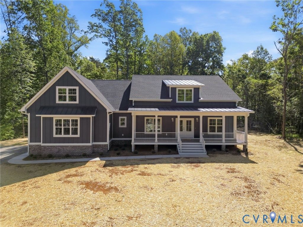 57 Lighthouse Dr, Bumpass, VA 23024