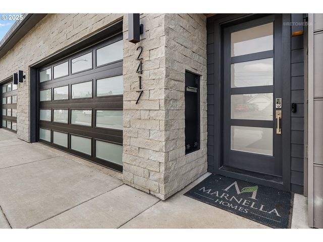 2401 E 6TH St, Vancouver, WA 98661