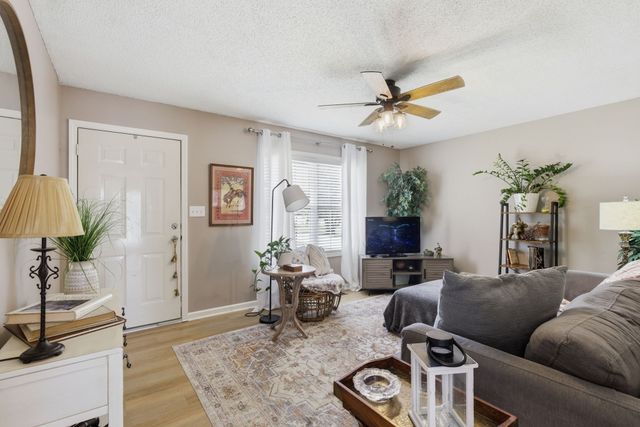 1829 Needmore Rd, Clarksville, TN 37042