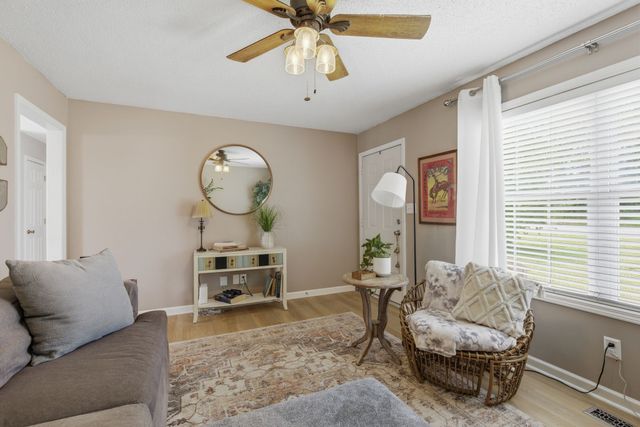 1829 Needmore Rd, Clarksville, TN 37042