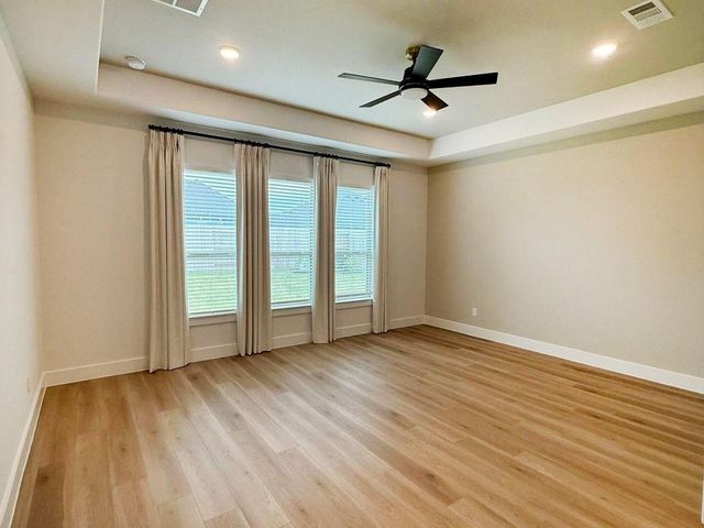 632 Golden Aster Boulevard, Waller, TX 77484