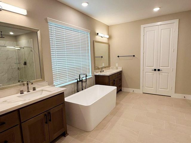 632 Golden Aster Boulevard, Waller, TX 77484