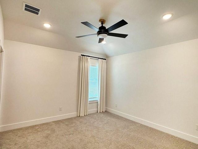 632 Golden Aster Boulevard, Waller, TX 77484