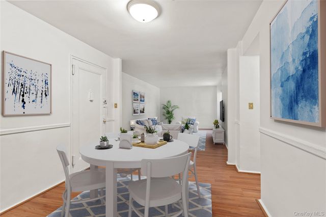 13915 28th Road 1G, Flushing, NY 11354