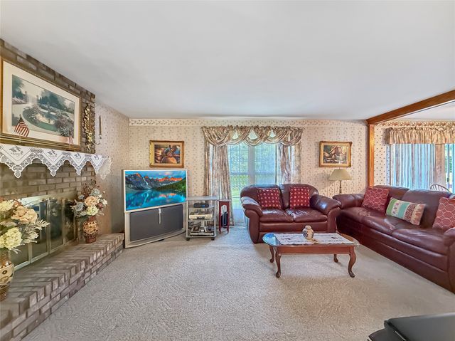 4915 OAKBARK Court, Erie, PA 16506