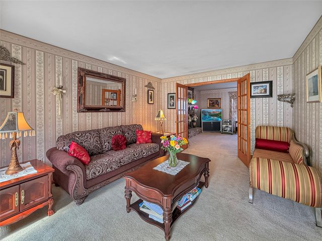 4915 OAKBARK Court, Erie, PA 16506