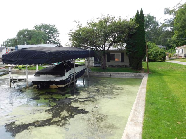 2 EMS B1D Lane, Leesburg, IN 46538