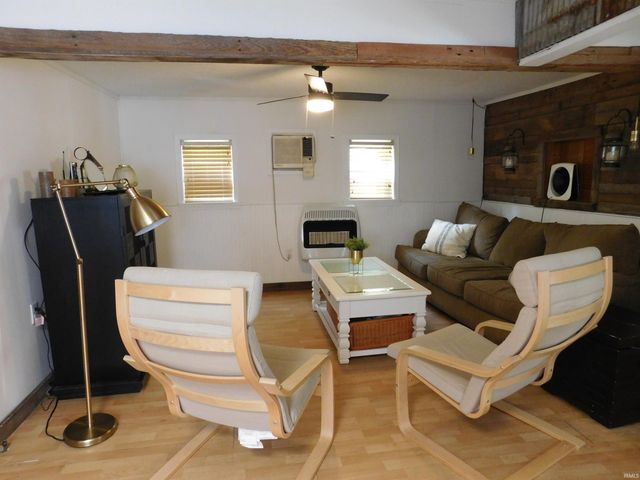 2 EMS B1D Lane, Leesburg, IN 46538