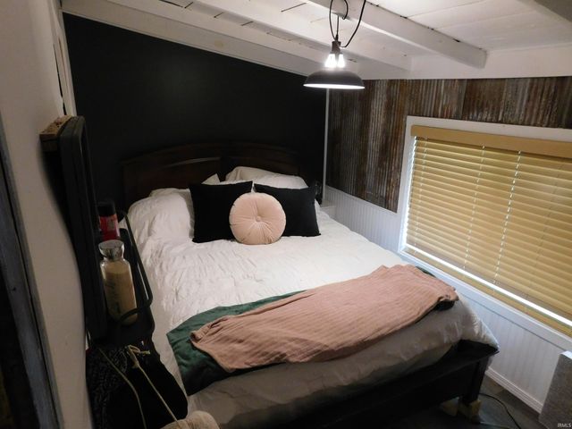 2 EMS B1D Lane, Leesburg, IN 46538