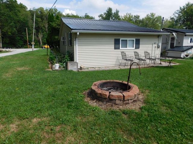 2 EMS B1D Lane, Leesburg, IN 46538