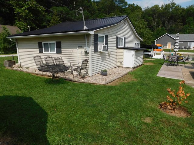 2 EMS B1D Lane, Leesburg, IN 46538