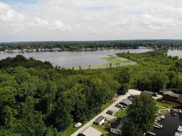 2 EMS B1D Lane, Leesburg, IN 46538