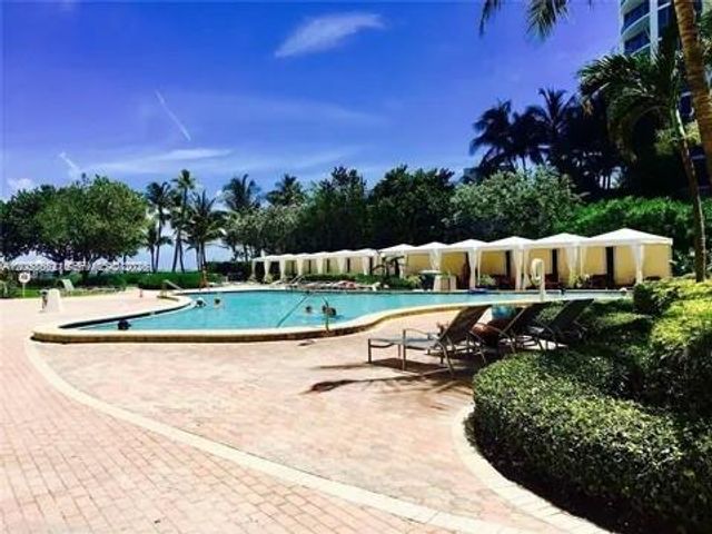 3000 S Ocean Dr 518, Hollywood, FL 33019