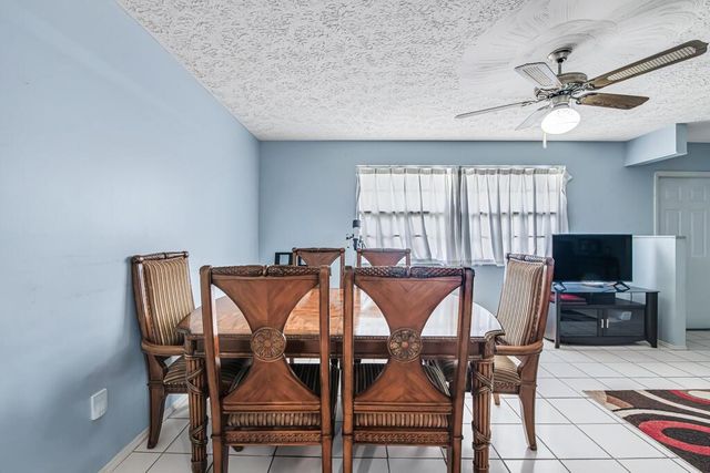 366 SE Lancaster Avenue, Port St. Lucie, FL 34984