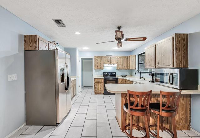 366 SE Lancaster Avenue, Port St. Lucie, FL 34984