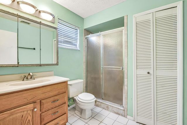 366 SE Lancaster Avenue, Port St. Lucie, FL 34984