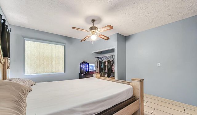 366 SE Lancaster Avenue, Port St. Lucie, FL 34984
