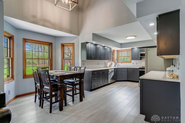 120 Deer Trail Drive, Springboro, OH 45066