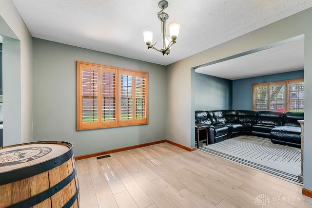 120 Deer Trail Drive, Springboro, OH 45066