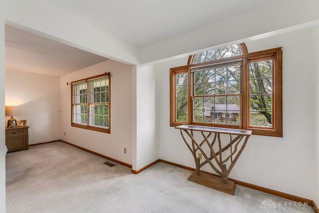 120 Deer Trail Drive, Springboro, OH 45066