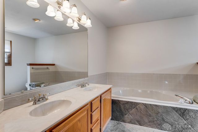 120 Deer Trail Drive, Springboro, OH 45066