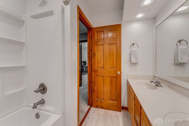 120 Deer Trail Drive, Springboro, OH 45066