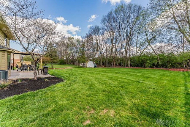 120 Deer Trail Drive, Springboro, OH 45066