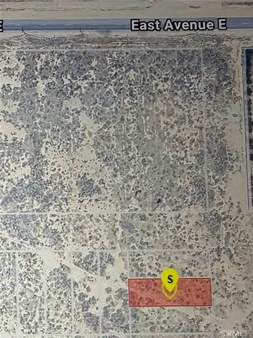 92 E Avenue E, Lancaster, CA 93535